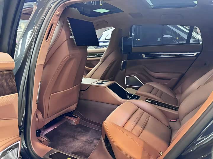 Porsche Panamera Hybrid 2023 2023款 Panamera Turbo S E-Hybrid 行政加长版 4.0T
