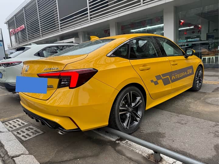 Honda Integra 2023 2023款 240TURBO CVT尊享版