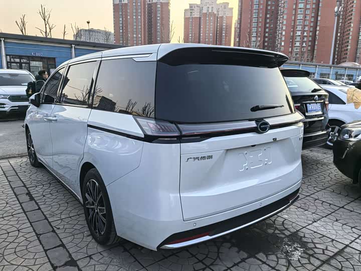 GAC Trumpchi E8 2024 2024款 荣耀系列 2.0L 荣耀版