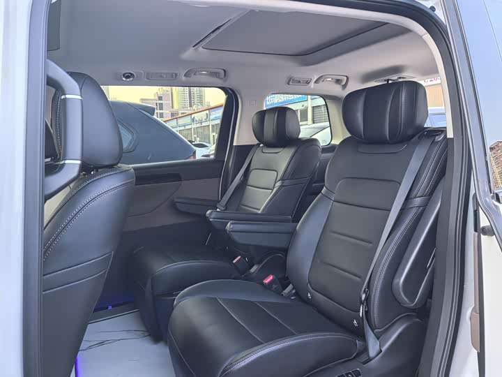 GAC Trumpchi E8 2024 2024款 荣耀系列 2.0L 荣耀版