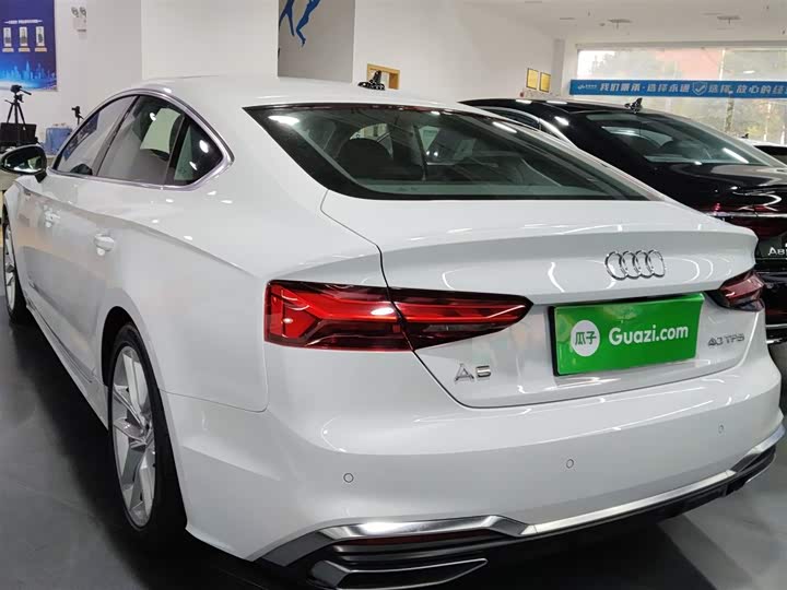 Audi A5 2024 2024款 Sportback 40 TFSI 时尚动感型