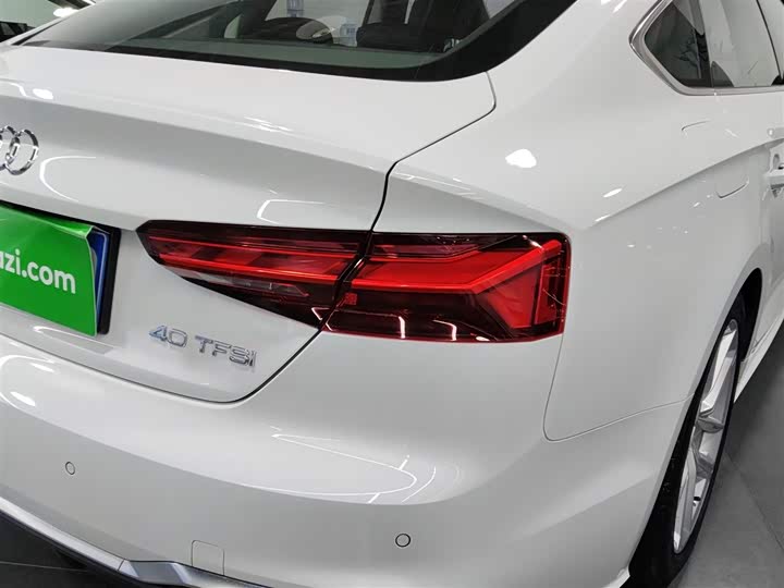 Audi A5 2024 2024款 Sportback 40 TFSI 时尚动感型