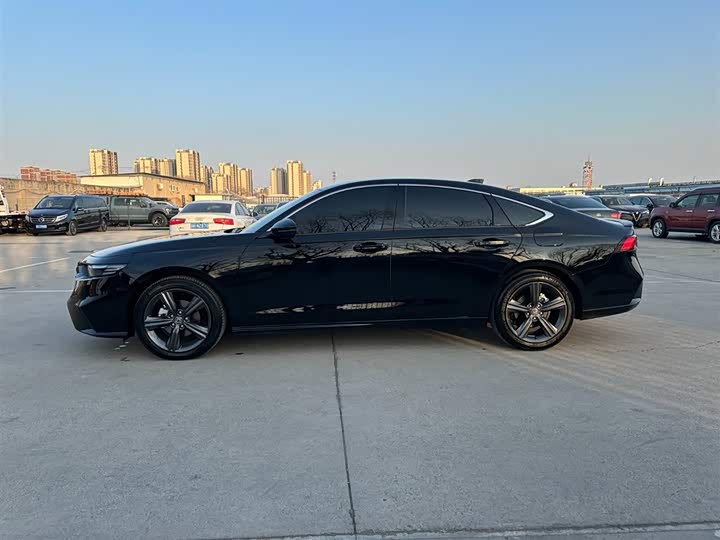 Honda Inspire 2025 2025款 260TURBO 精英版