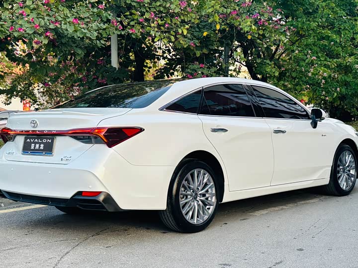 Toyota Avalon 2024 2024款 双擎 2.5L XLE尊贵版