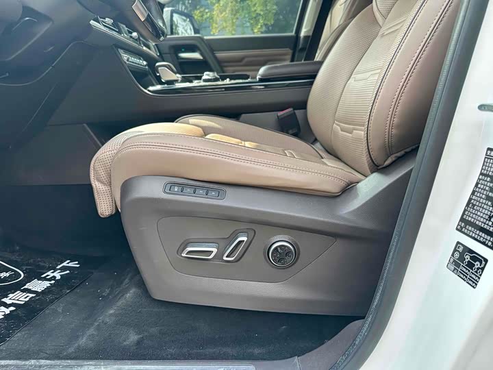 BAIC Beijing BJ60 2022 2022款 2.0T 五一版 五座