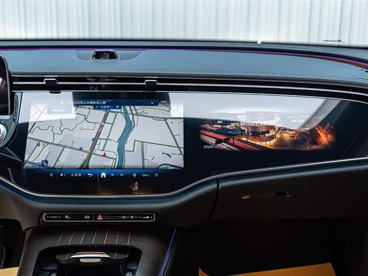 Mercedes-Benz E-Class 2025 2025款 E 300 L 豪华型