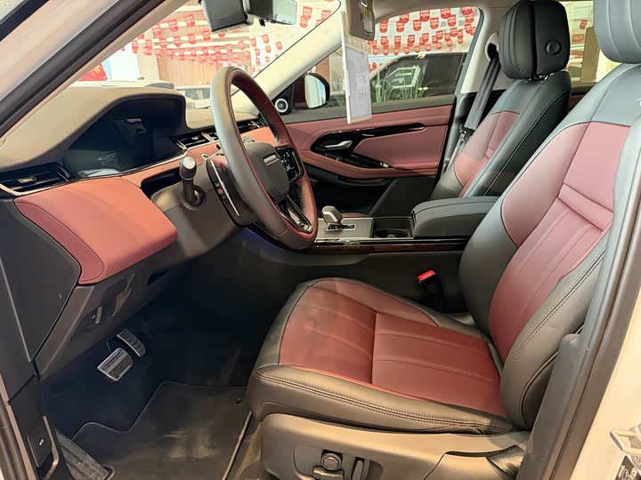 Land Rover Range Rover Evoque L 2026 2026款 揽胜极光 L SE