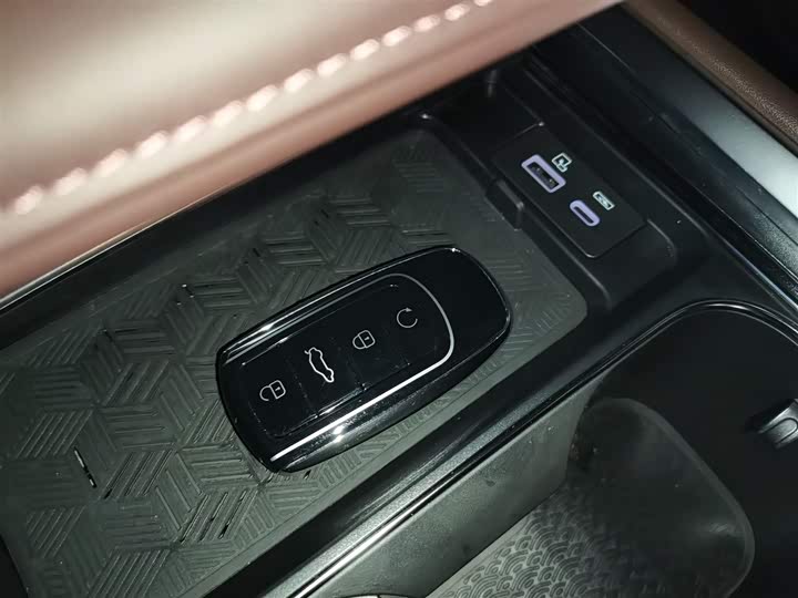 Chery Tiggo 8 Pro 2024 2024款 冠军版 290T 两驱巅峰版 5座