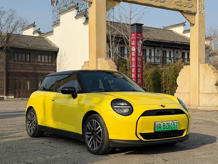 Mini Cooper 2024 2024款 456km COOPER E 经典派
