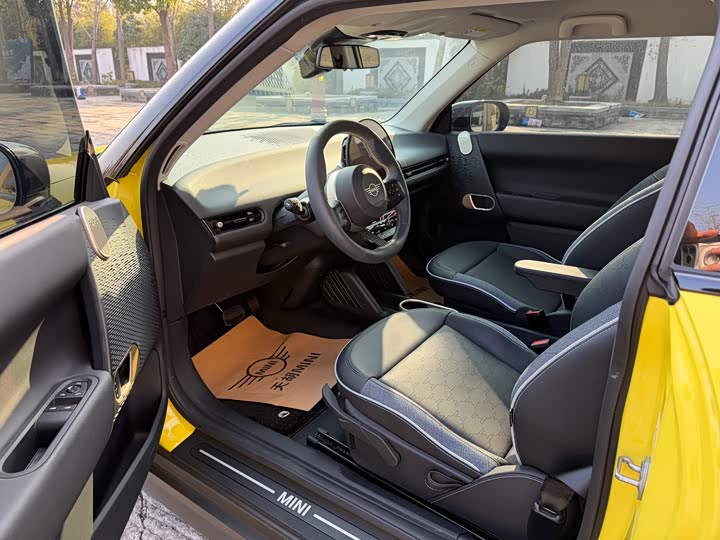 Mini Cooper 2024 2024款 456km COOPER E 经典派