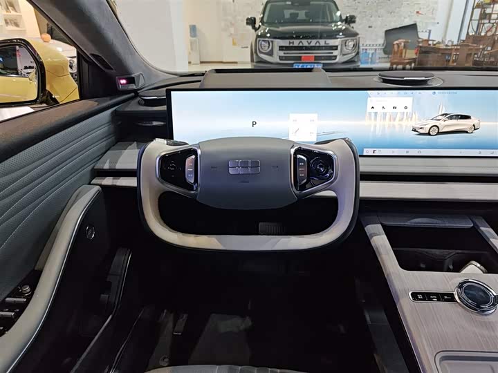 Geely Galaxy E8 2024 2024款 665km 后驱星舰 远航版