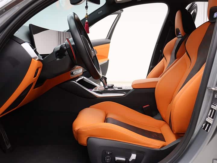 BMW M3 2023 2023款 M3四门轿车 雷霆版