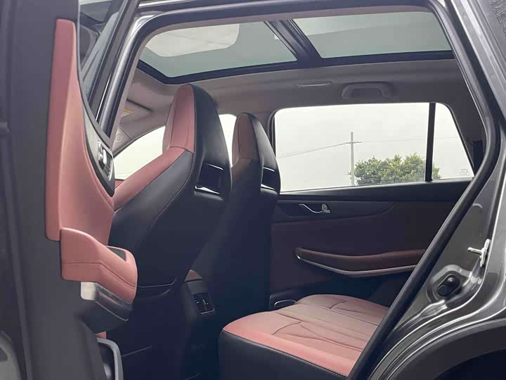 Changan CS75 2023 2023款 畅享版 1.5T DCT尊贵版