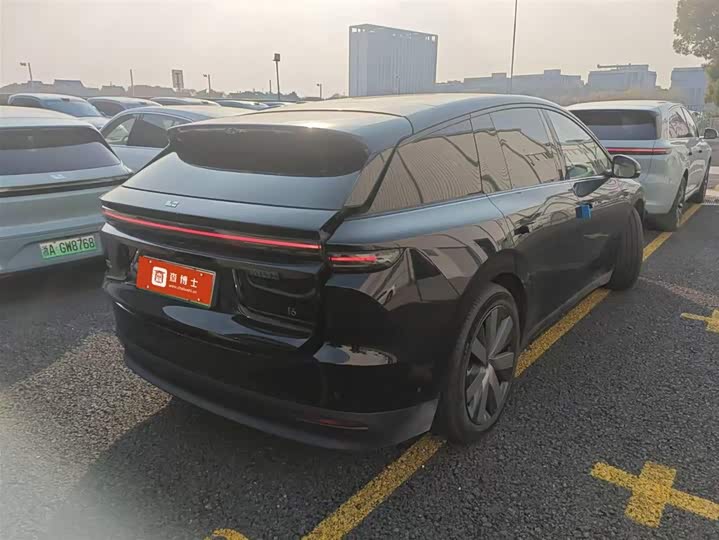 LiXiang i6 2025 2025款 两驱标准版