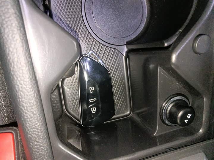 Volkswagen Golf 2025 2025款 300TSI R-Line