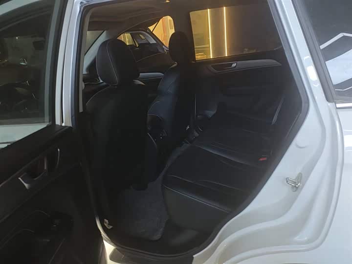 Haval M6 2023 2023款 PLUS 1.5T DCT豪华智联型