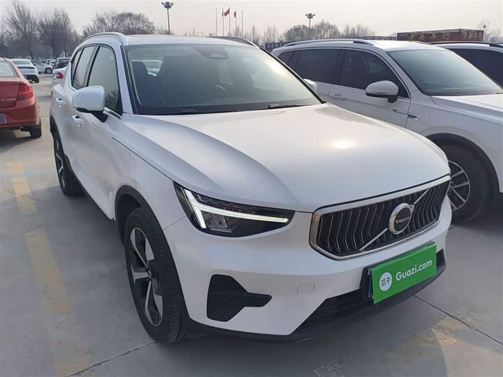 Volvo XC40 2024 2024款 B4 四驱智远豪华版