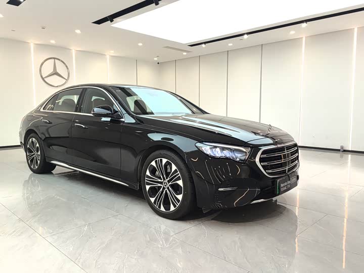 Mercedes-Benz E-Class Hybrid 2024 2024款 E 350 e L 插电式混合动力轿车