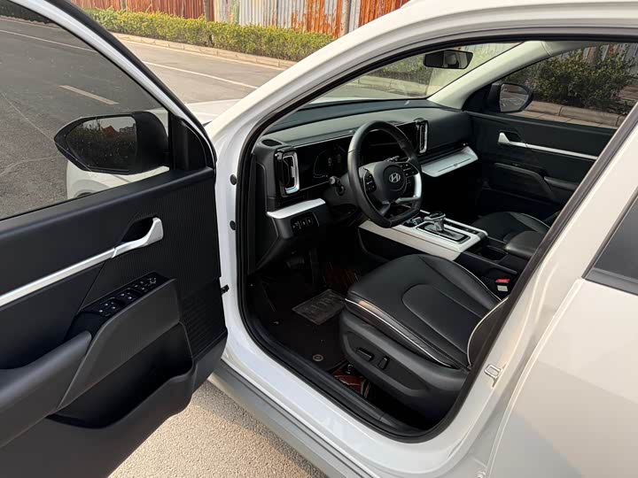 Hyundai ix35 (Mufasa) 2023 2023款 沐飒 2.0L 豪华版DLX