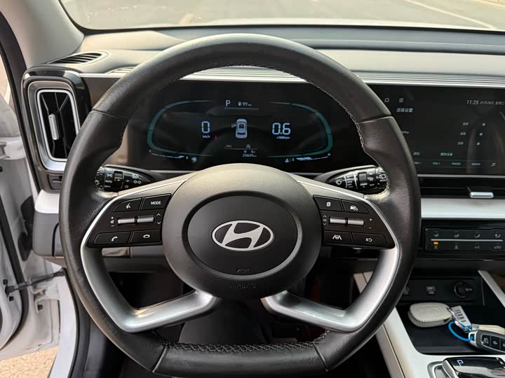 Hyundai ix35 (Mufasa) 2023 2023款 沐飒 2.0L 豪华版DLX