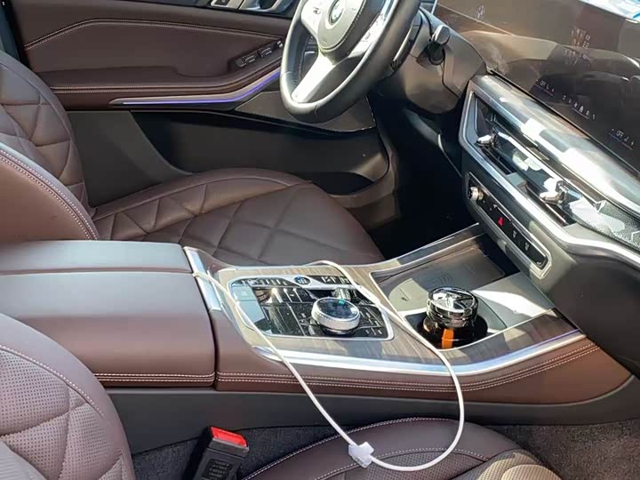 BMW X5 2025 2025款 xDrive 40Li M运动曜夜套装