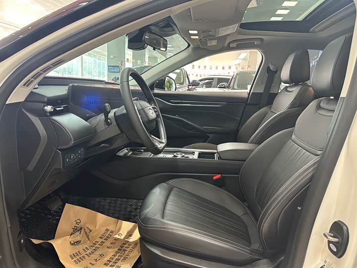 Ford Mondeo 2025 2025款 2.0T EcoBoost 豪华型