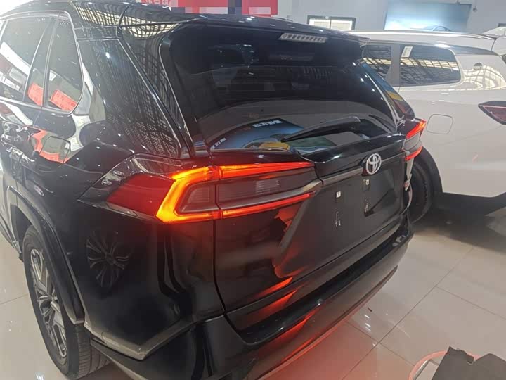 Toyota Wildlander 2024 2024款 2.0L CVT四驱豪华PLUS版