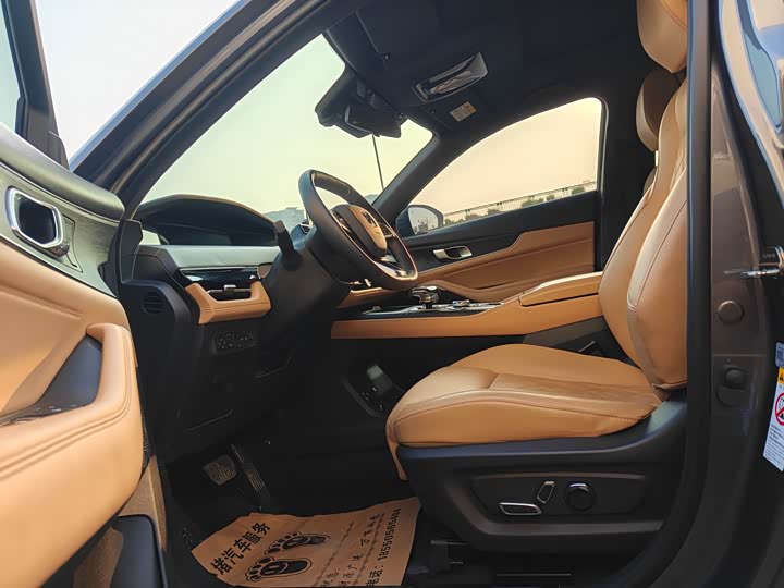 Changan UNI-K 2021 2021款 2.0T 全轮驱动尊贵型