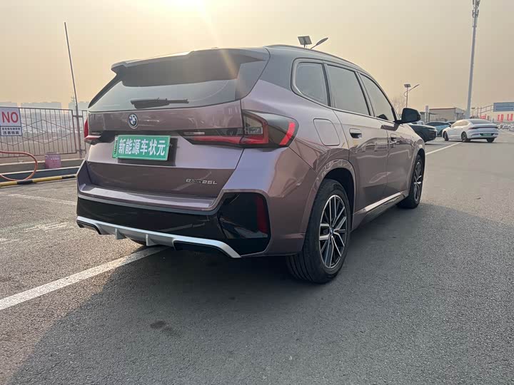 BMW iX1 2025 2025款 eDrive25L M运动套装