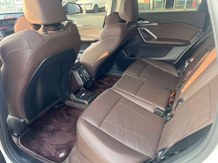 BMW iX1 2025 2025款 eDrive25L M运动套装