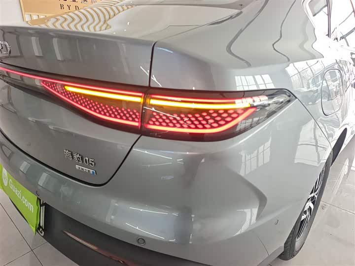 BYD Seal 05 DM-i Hybrid 2025 2025款 DM-i 智驾版 120KM旗舰型
