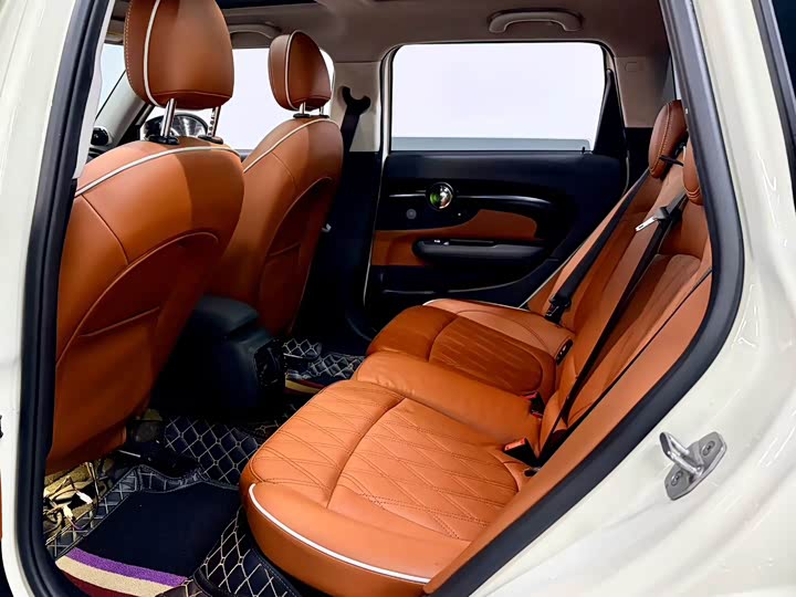 Mini Clubman 2023 2023款 2.0T COOPER S 鉴赏家