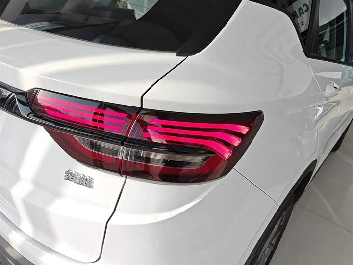 Geely Coolray 2025 2025款 1.5L CVT 超能 MAX