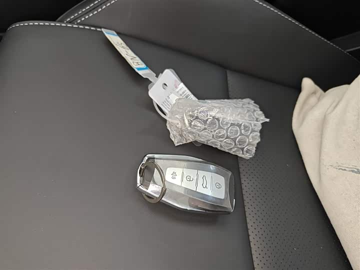 Geely Coolray 2025 2025款 1.5L CVT 超能 MAX