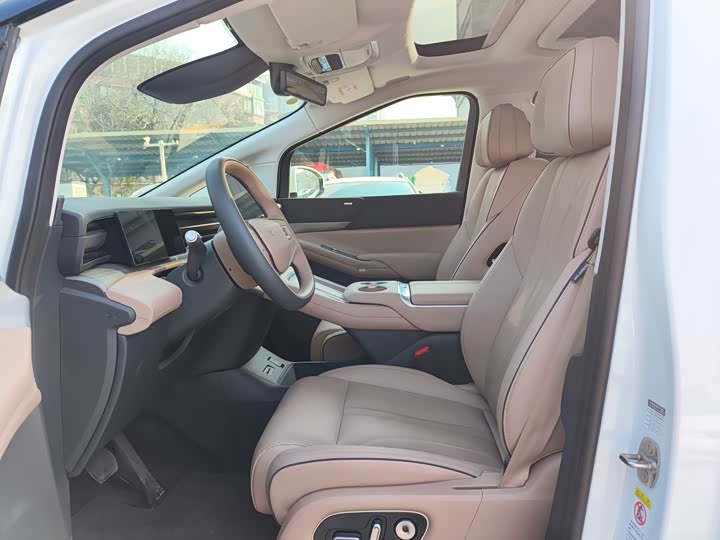 XPeng X9 2025 2025款 纯电 740超长续航 Max