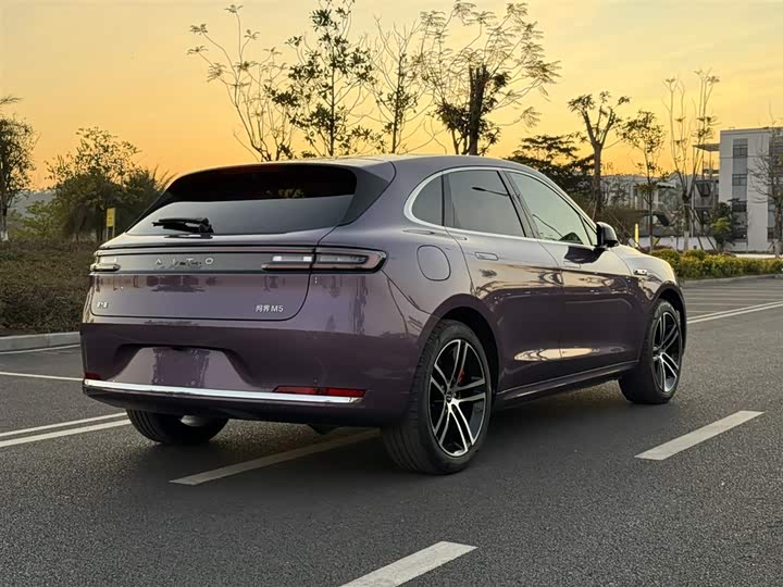 Aito M5 2025 2025款 增程 Ultra 四驱版