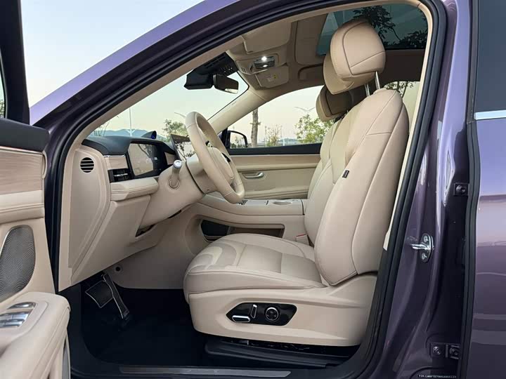 Aito M5 2025 2025款 增程 Ultra 四驱版