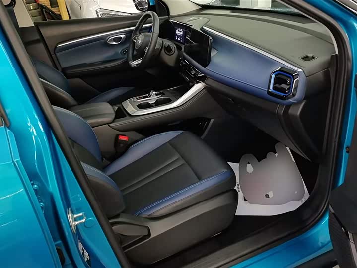 GAC Trumpchi GS3 2023 2023款 影速 270T 劲享版