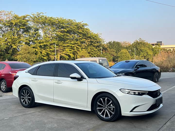 Honda Integra 2023 2023款 240TURBO CVT豪华版