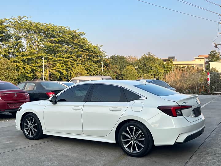 Honda Integra 2023 2023款 240TURBO CVT豪华版