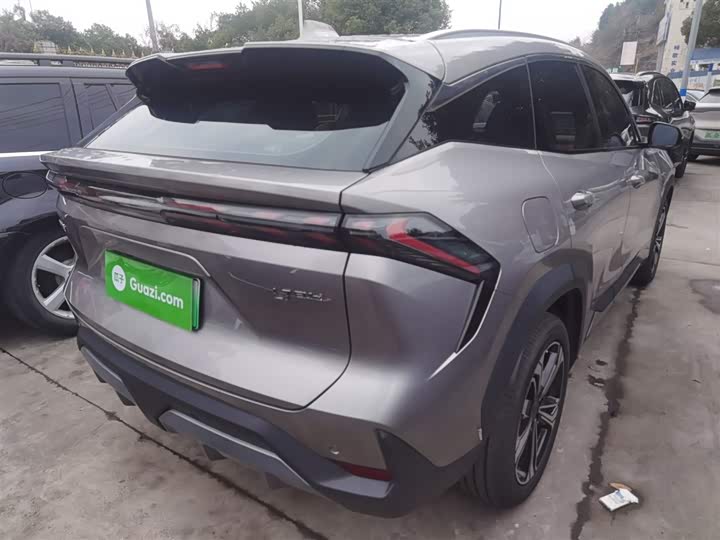 Geely Galaxy L7 2025 2025款 EM-i 115km 探索+版