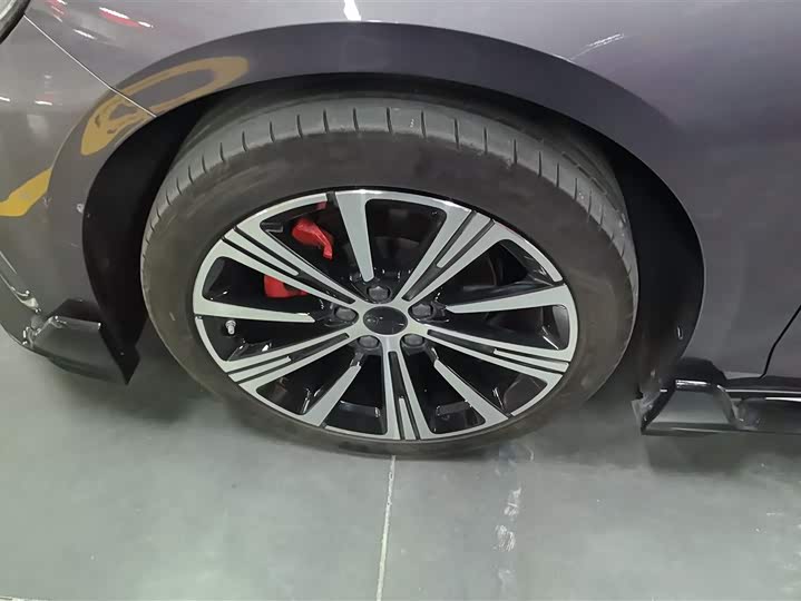 Geely Preface 2025 2025款 东方曜 2.0TD 望月版