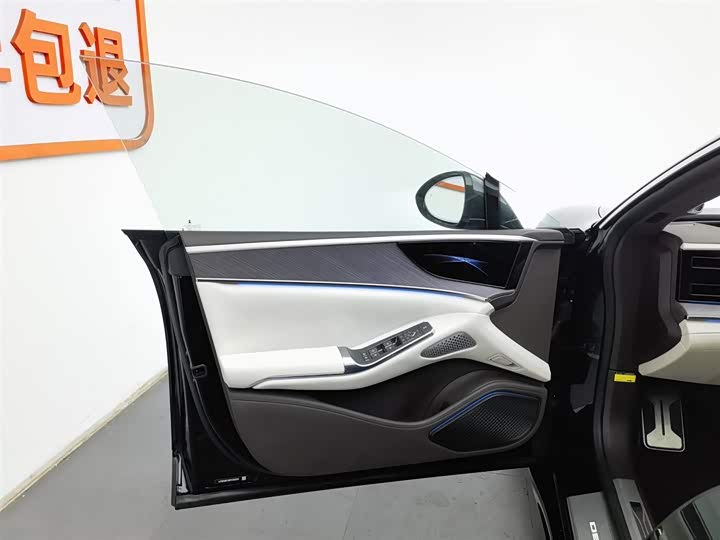 Denza Z9 2024 2024款 1100km 四驱Ultra版