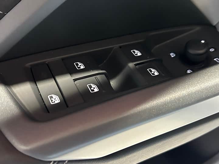 Audi Q3 2024 2024款 35 TFSI 时尚动感型