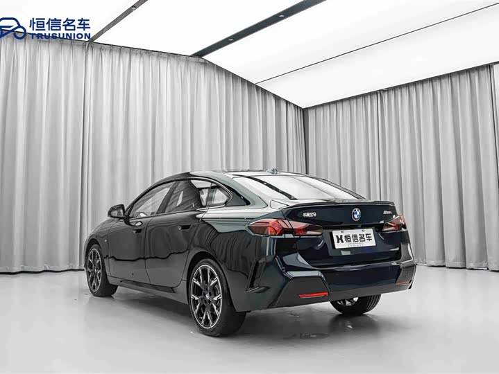 BMW 2 Series 2025 2025款 225L M运动曜夜套装