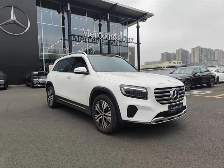 Mercedes-Benz GLB-Class 2025 2025款 GLB 220 动感型