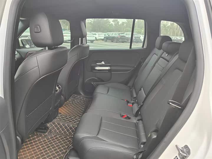 Mercedes-Benz GLB-Class 2025 2025款 GLB 220 动感型