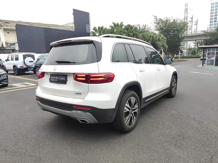 Mercedes-Benz GLB-Class 2025 2025款 GLB 220 动感型