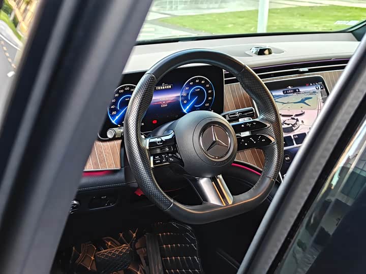 Mercedes-Benz EQE SUV 2023 2023款 350 4MATIC 先锋版