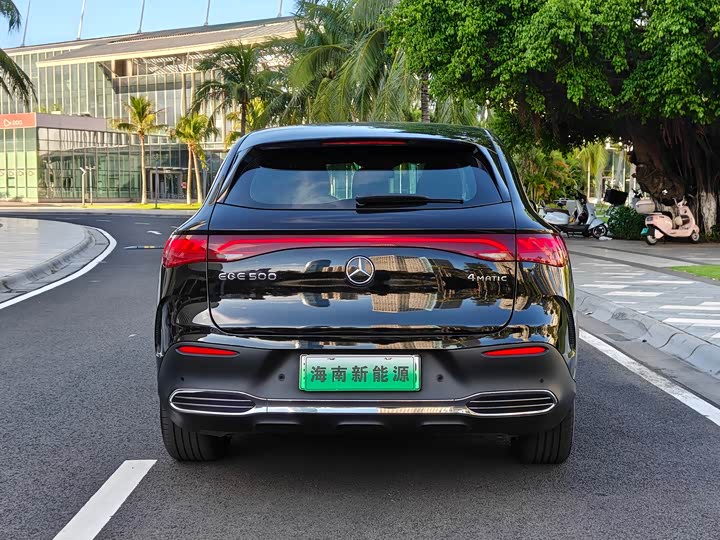 Mercedes-Benz EQE SUV 2023 2023款 350 4MATIC 先锋版